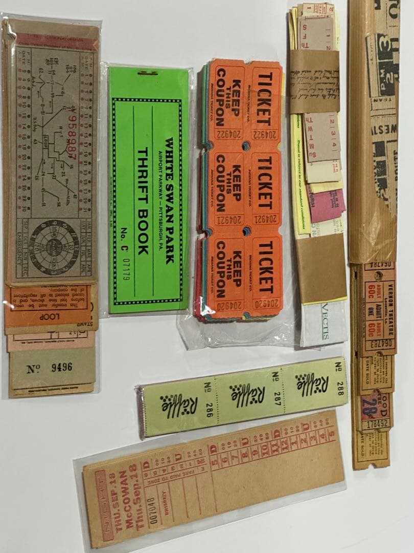 海外、バスチケット・コレクション希少な物も含むランダム2kg超、おまけにレア追加