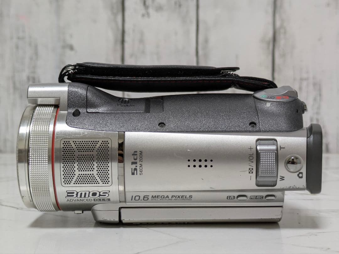 Panasonic　HDC-TM300　SDカード付き