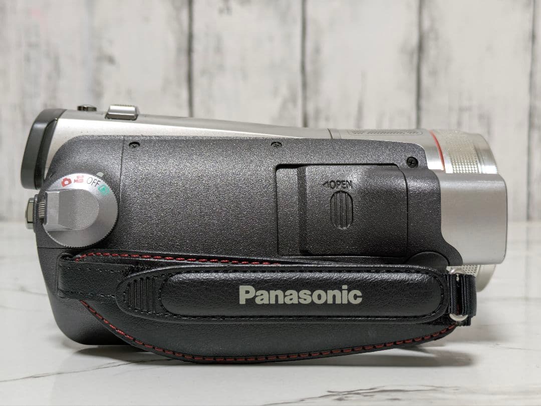 Panasonic　HDC-TM300　SDカード付き