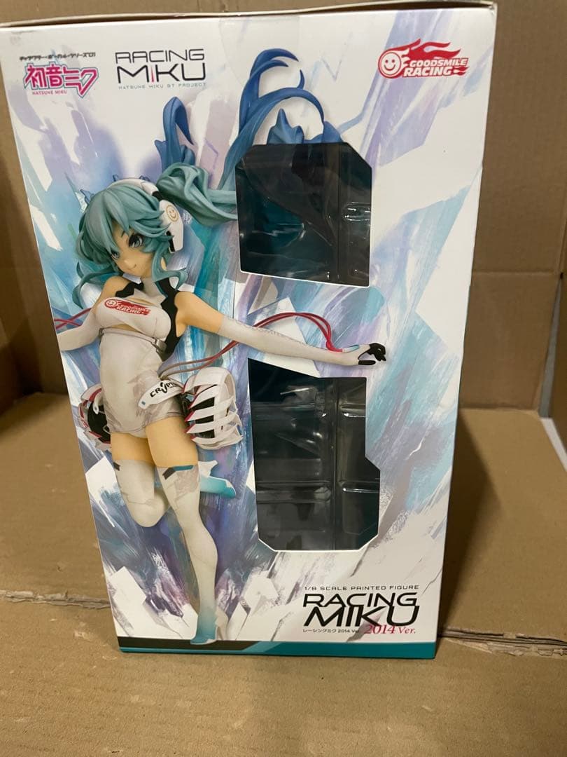 レーシングミク 2014 Ver. 1/8スケール ATBC-PVC 製塗装済み