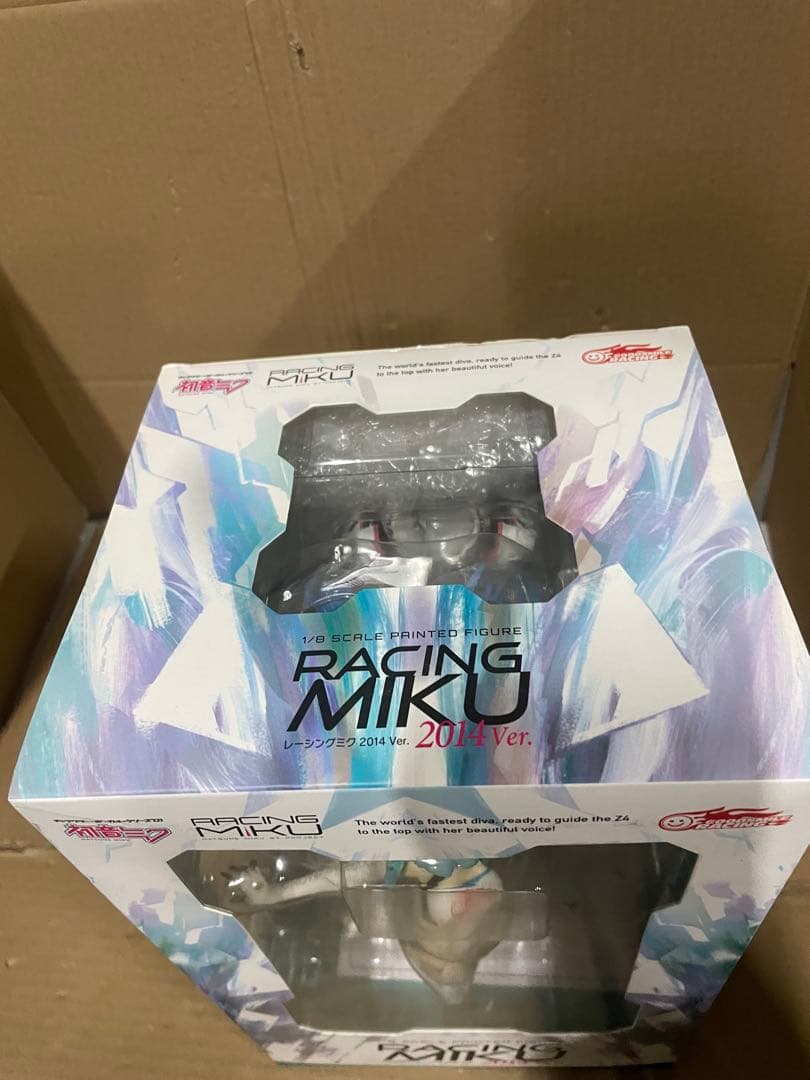 レーシングミク 2014 Ver. 1/8スケール ATBC-PVC 製塗装済み