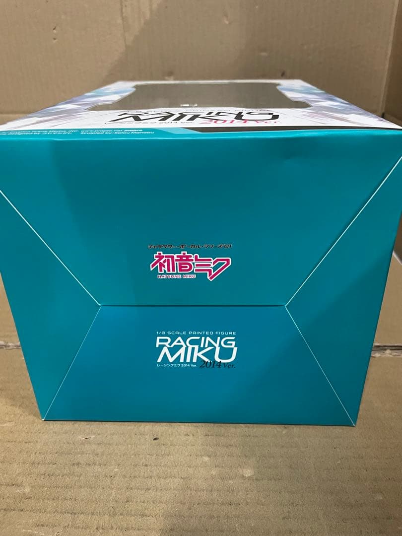 レーシングミク 2014 Ver. 1/8スケール ATBC-PVC 製塗装済み