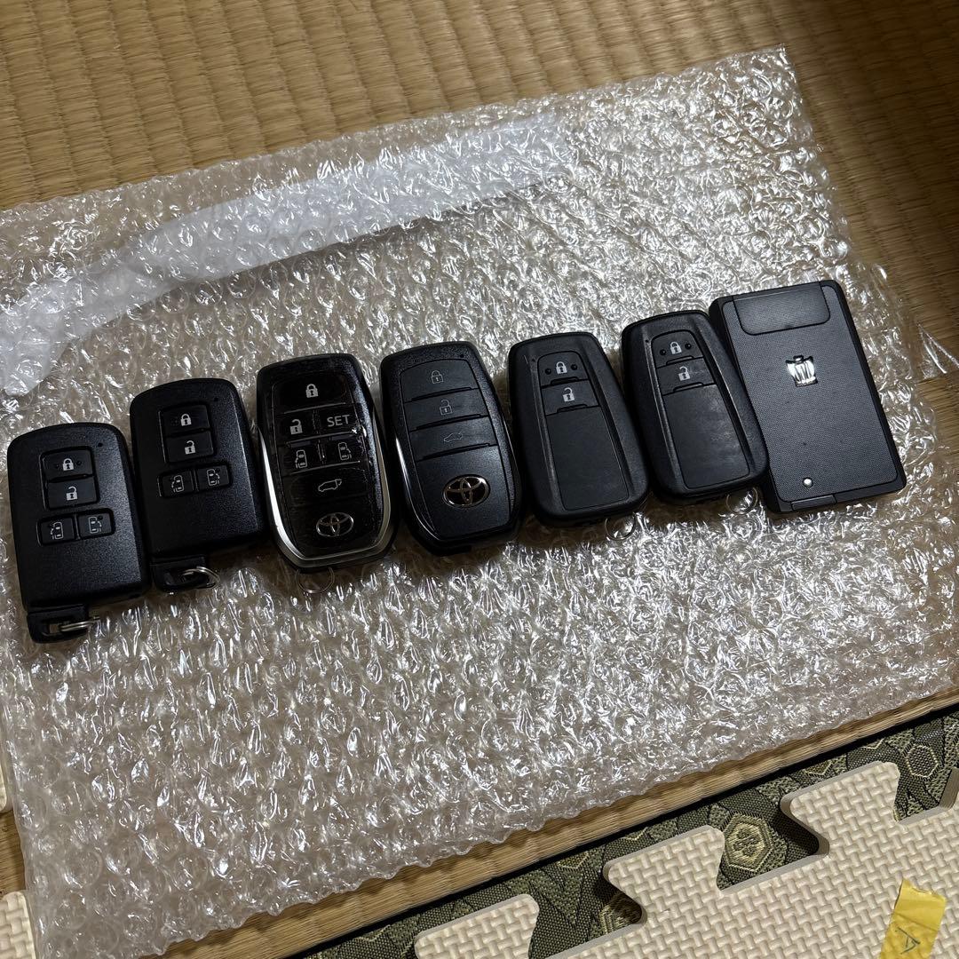 トヨタ　スマートキー　ジャンクセット　B