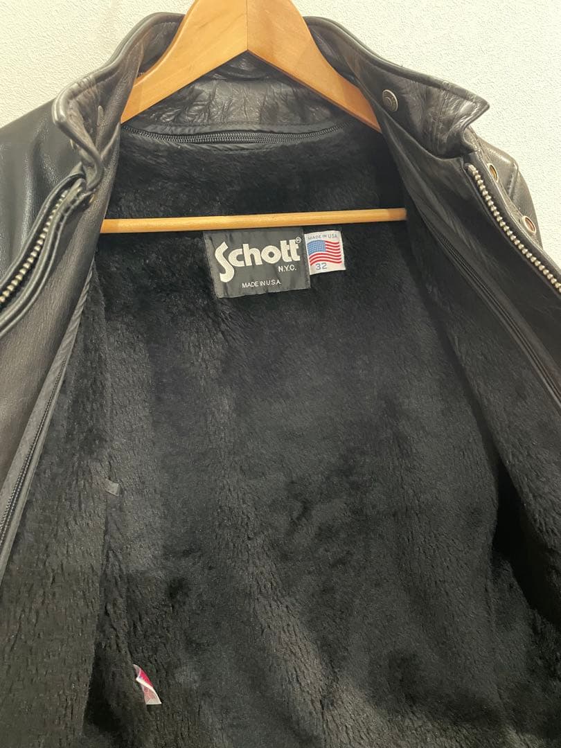 Schott ブラック シングルライダース 32