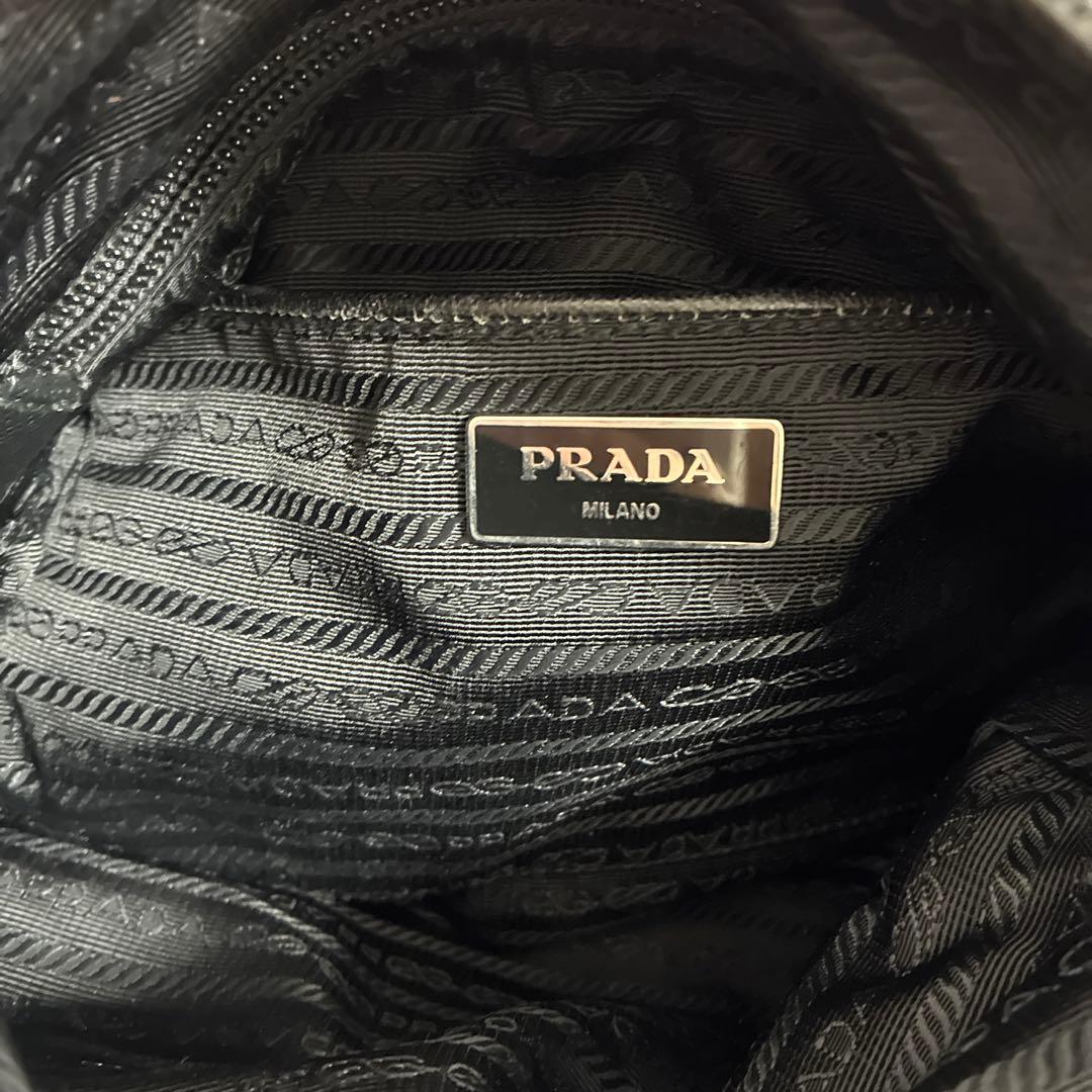 PRADA プラダ　ショルダーバッグ