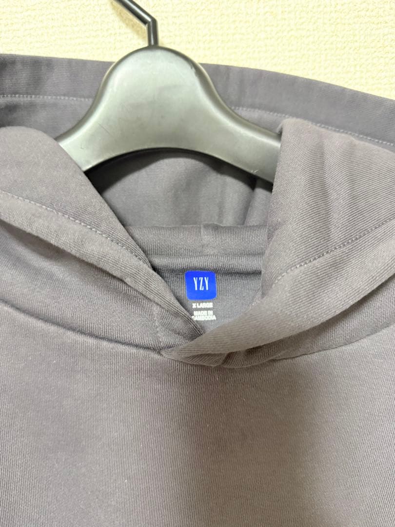 YEEZY GAP ENGINEERED BY BALENCIAGA パーカー