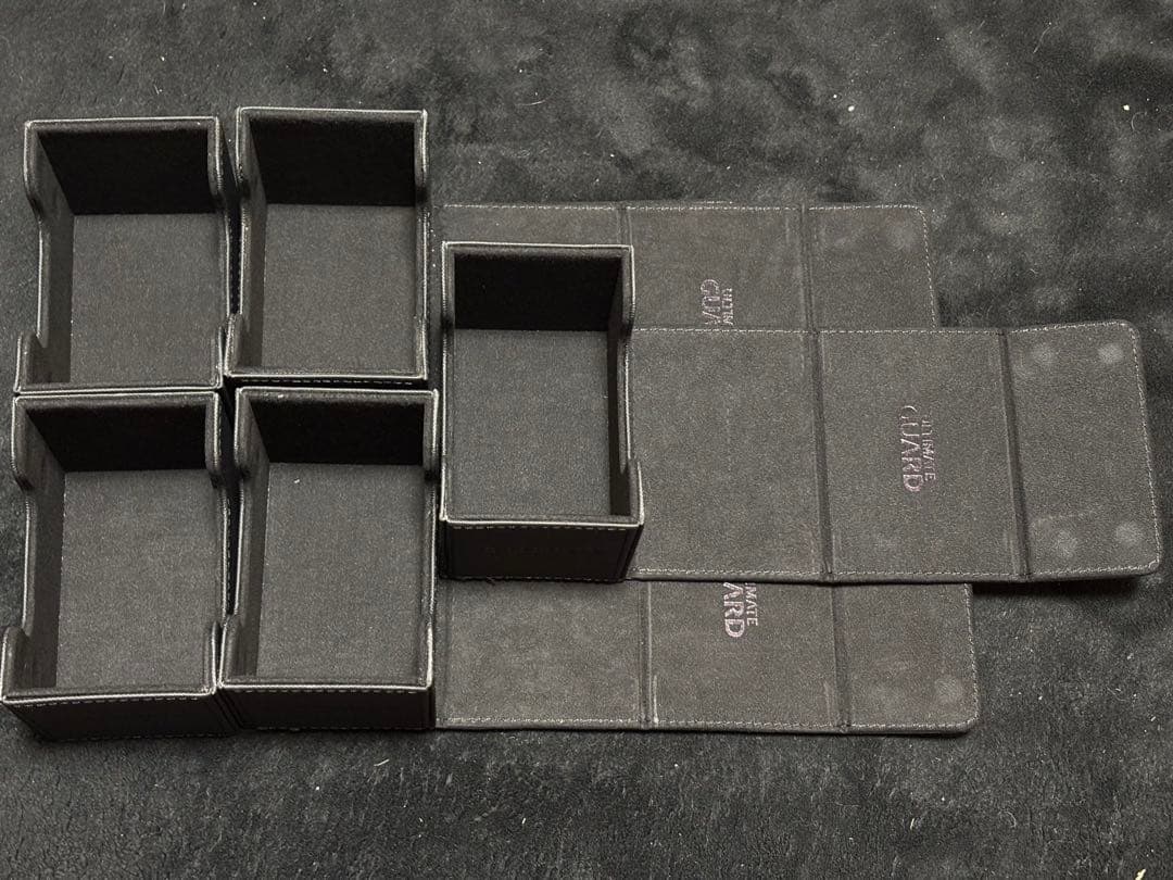 サプライ・アクセサリ・グッズ Ultimate Guard Sidewinder 80+ XenoSkin