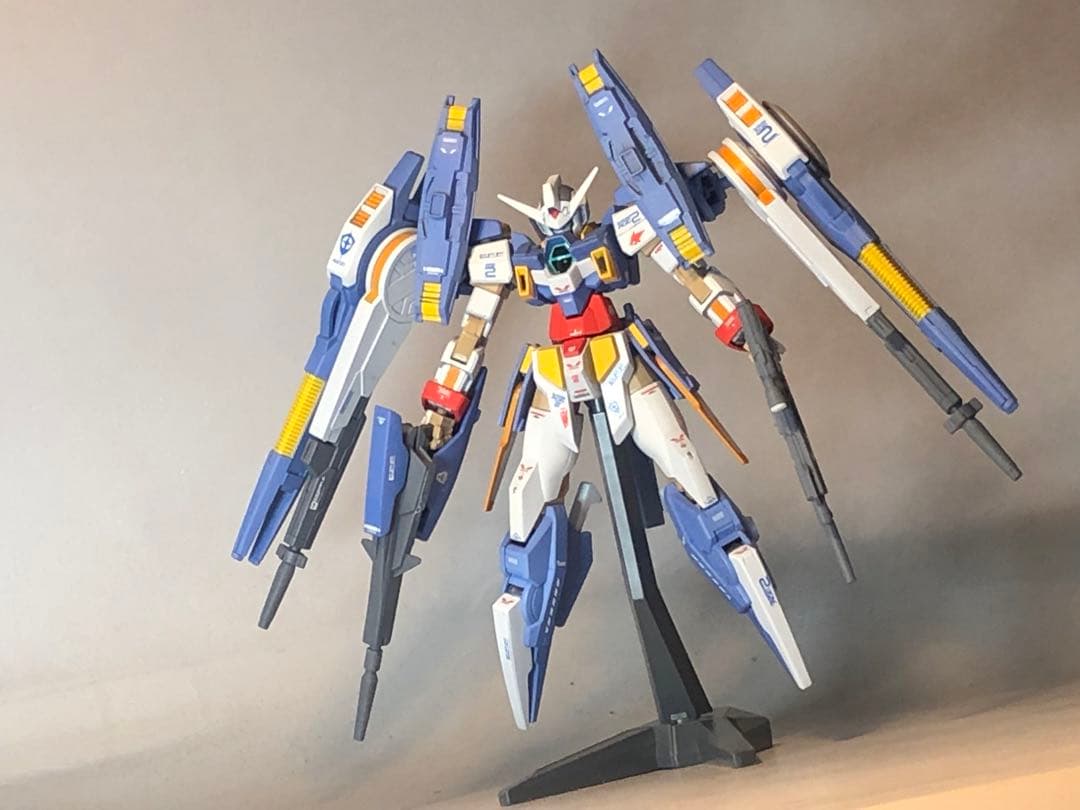 HG ガンダムAGE2 アルティメス完成品  ガンプラ