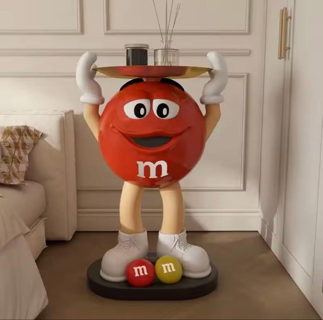 M&M's エムアンドエムズ サイドテーブル フィギュア　レッド 赤