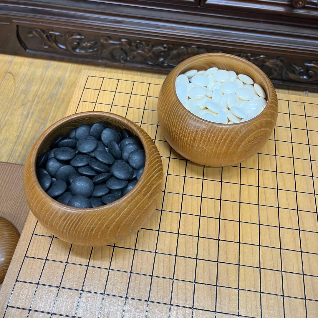 高級　囲碁盤　石、へそ、カバー付き