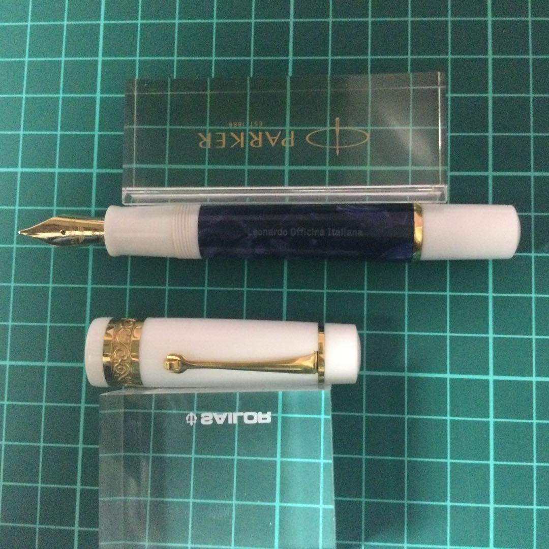 レオナルド万年筆 フェリーチェ ダークブルー 14K 太字(B)