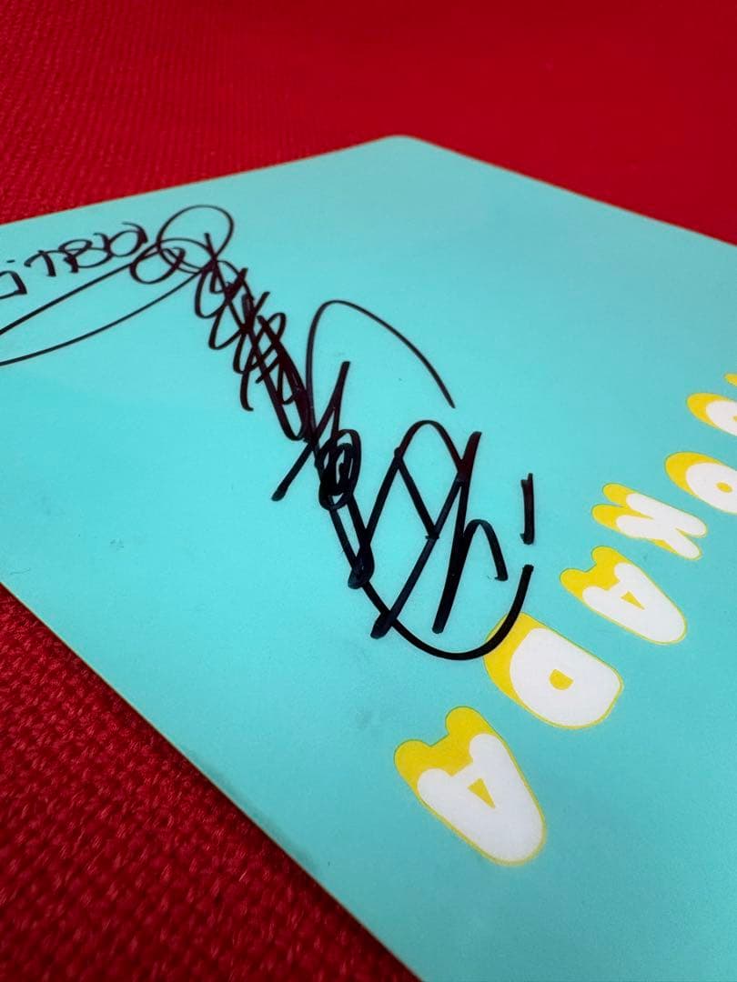 n*5様 YUKIKO OKADA 岡田有希子下敷き サイン入り