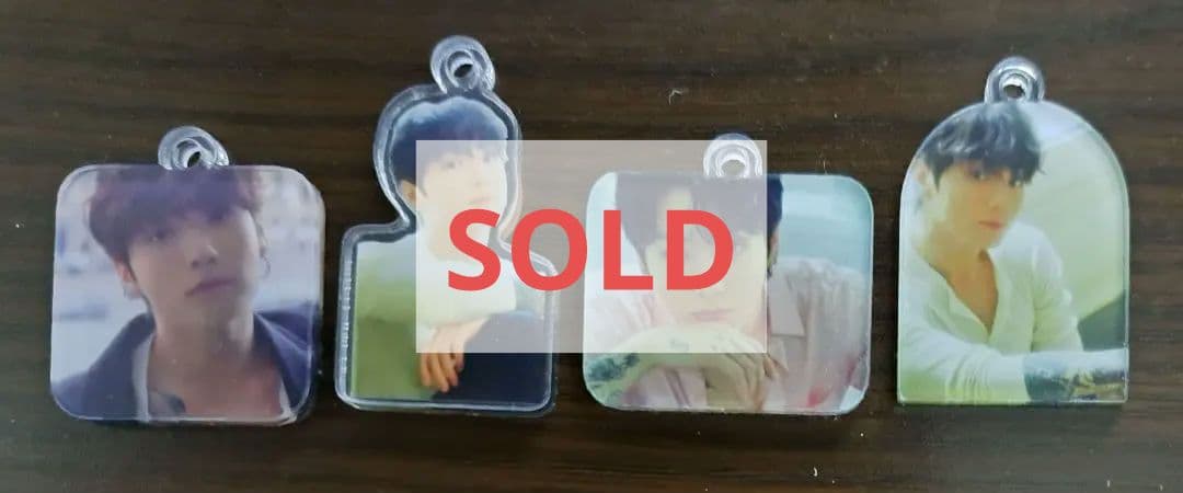 BTS ジョングク アクリルチャーム タグ①