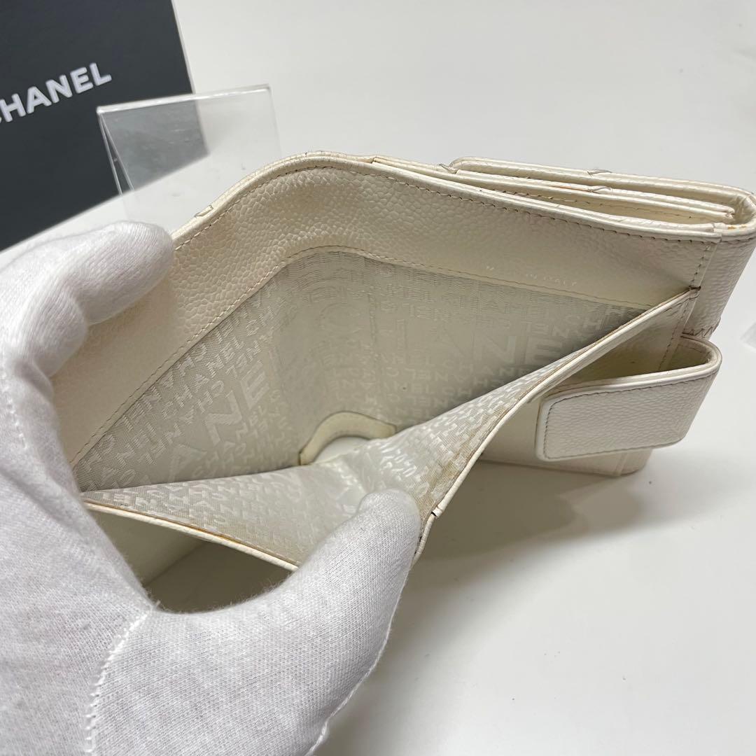 C*乃様 CHANEL ホワイト 二つ折り財布　チョコバー