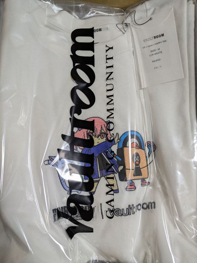 vaultroom VR × nqrse × HAPPY TEE / WHITE
