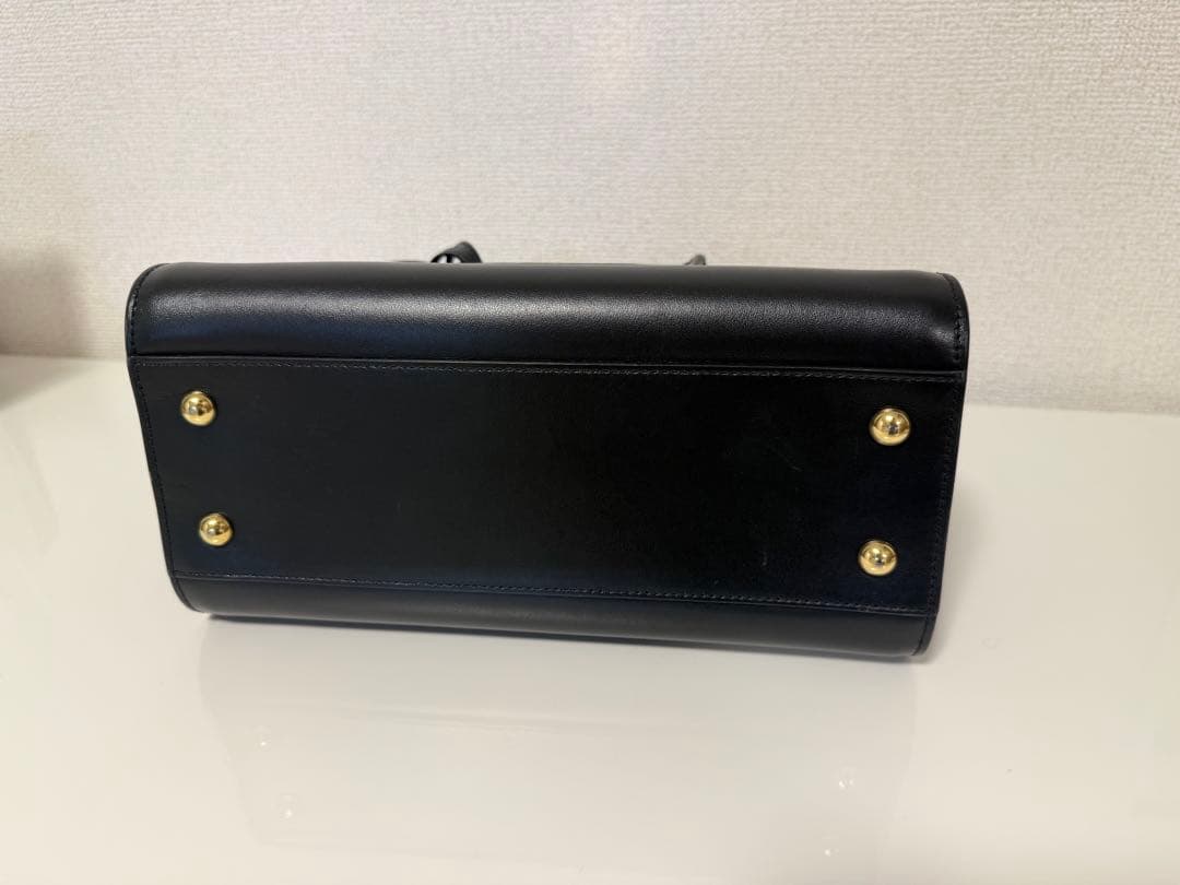 SAINT LAURENT ブラック　ベイビーカバス