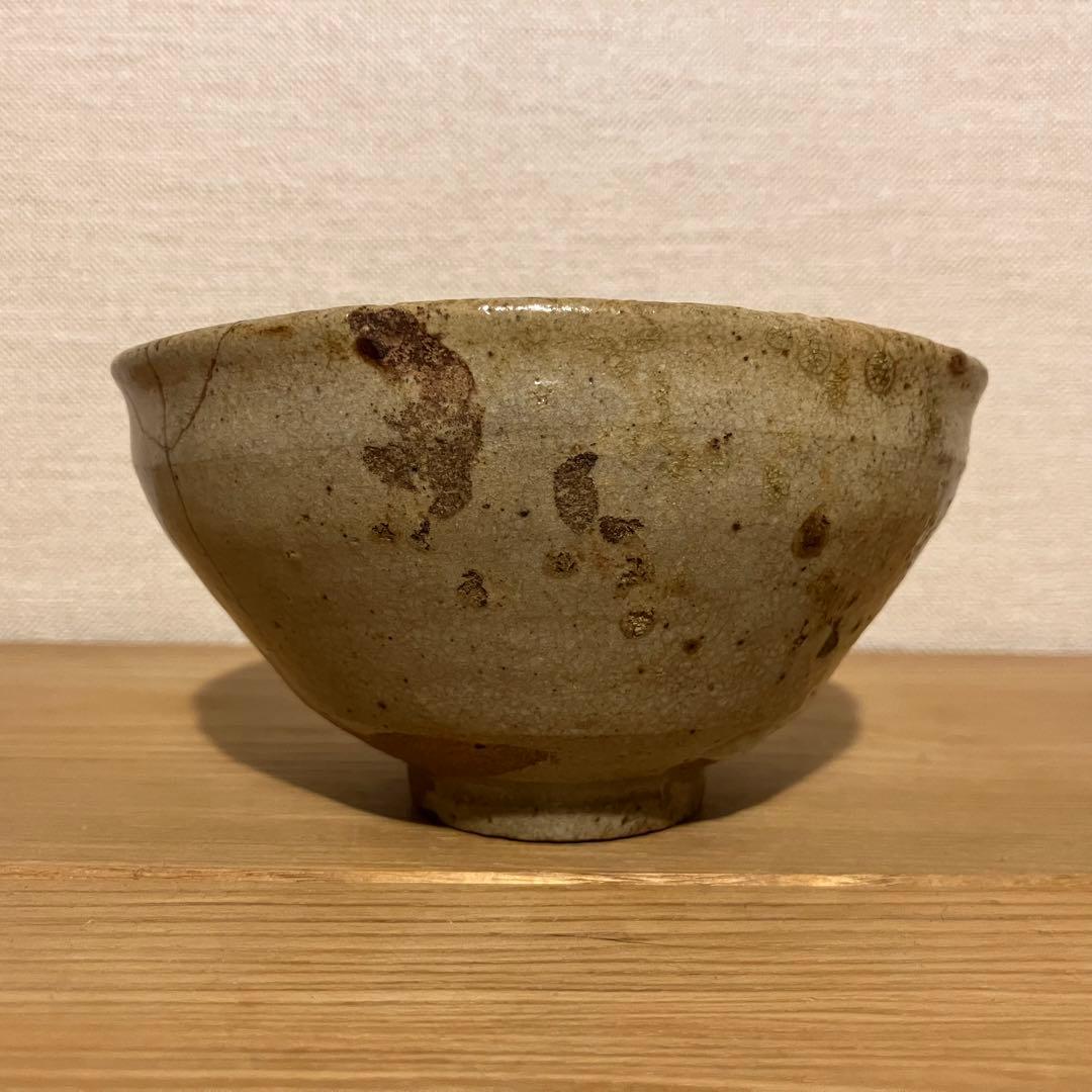 片口にもなる古唐津茶碗　桃山時代