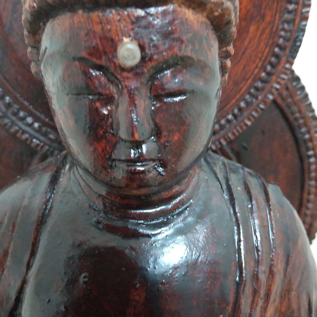 木彫り仏像　差し込み蓋木箱付