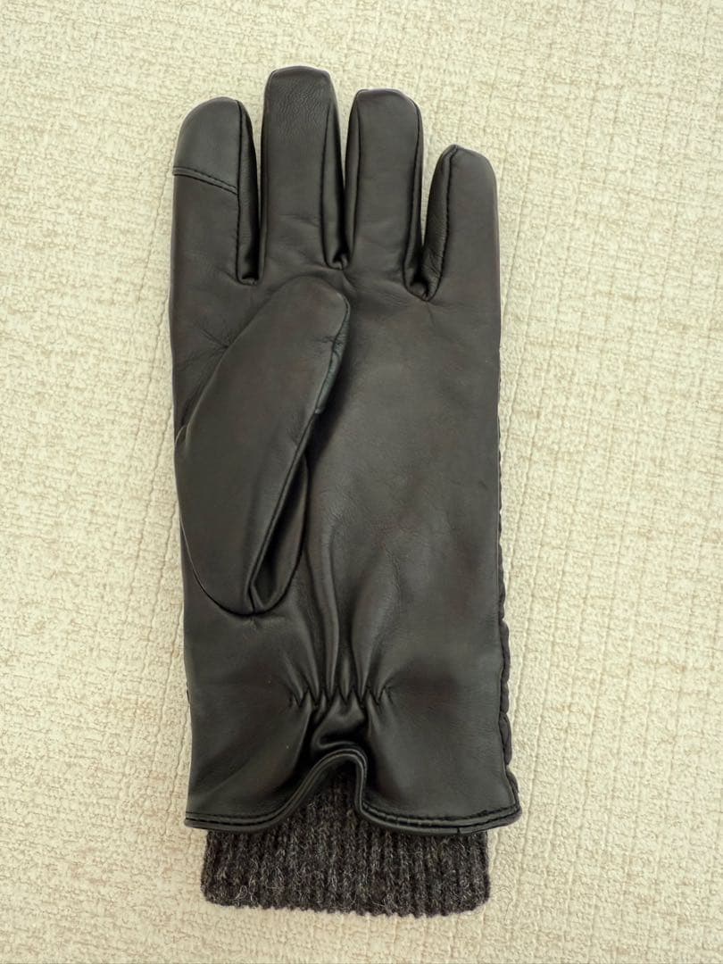 【新品】ポロラルフローレン　手袋　ブラック　サイズＳ