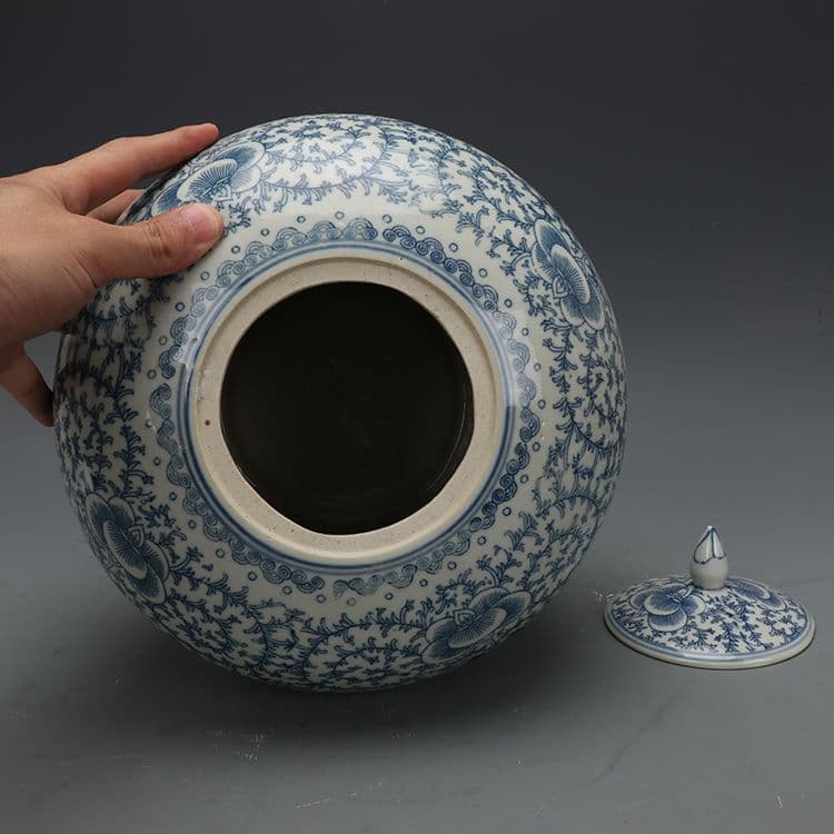 青花喜字尖蓋壺 西瓜壺 茶壺 景徳鎮 陶磁器 装飾品 現代工芸品 美術品 置物