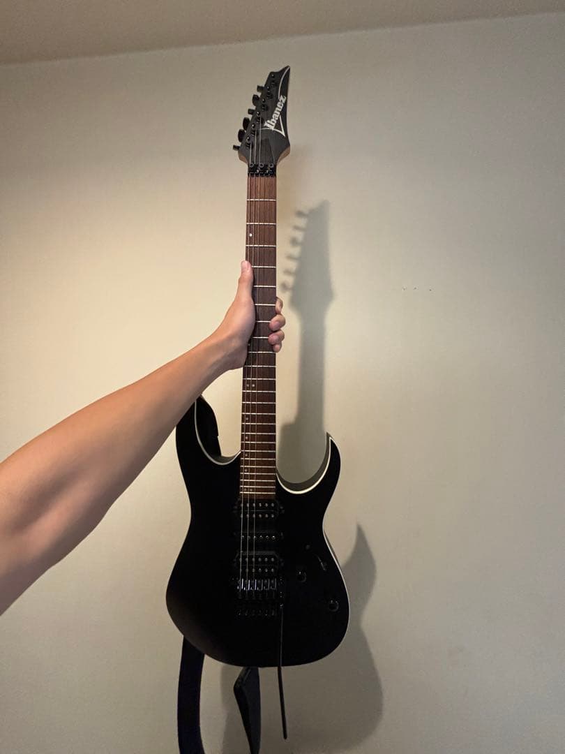 Ibanez ブラック エレキギター