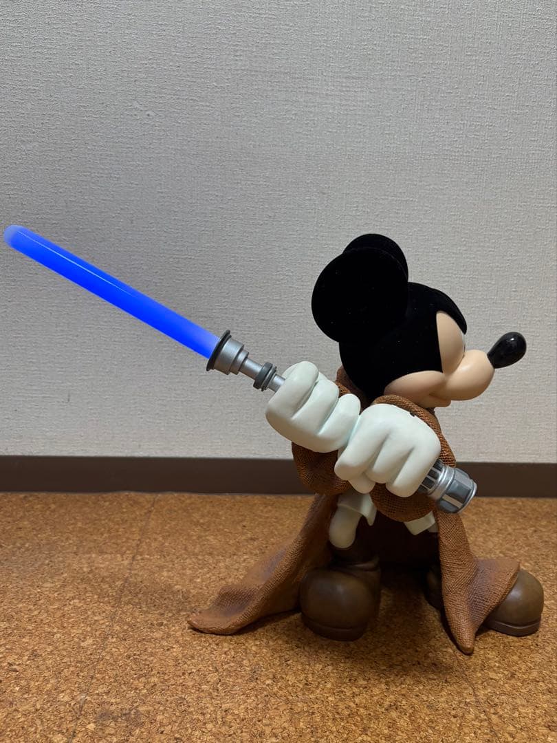 【デロリアン】ジェダイの騎士 ミッキーマウス ビッグフィギュア 限定