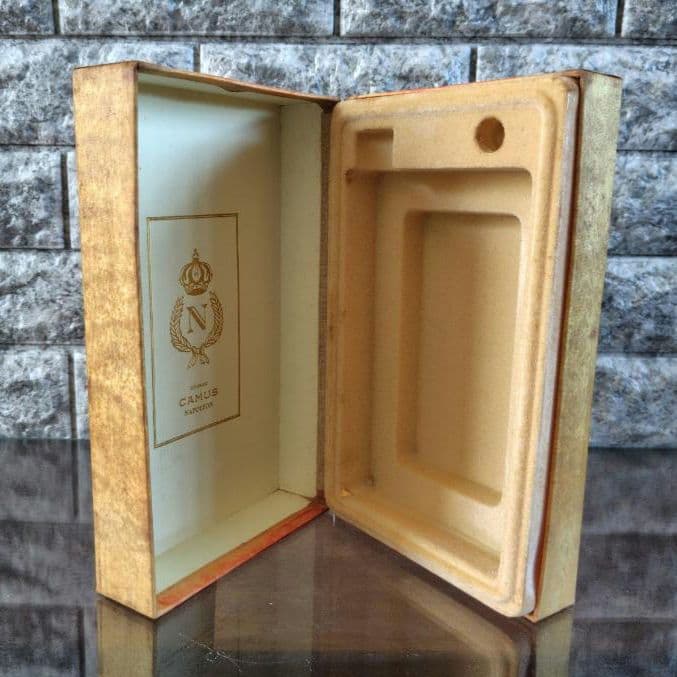 カミュ CAMUS ブック 陶器ボトル 未開栓×2 空容器×1 コニャック 古酒