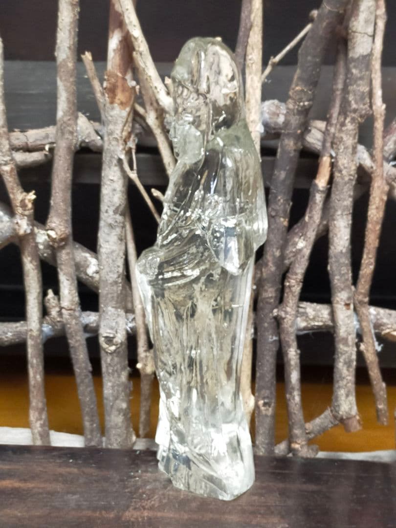 ♥値下げ♥　珍品　硝石製　観音像　３５９ｇ　観音様　観音菩薩　仏像　骨董　水晶風