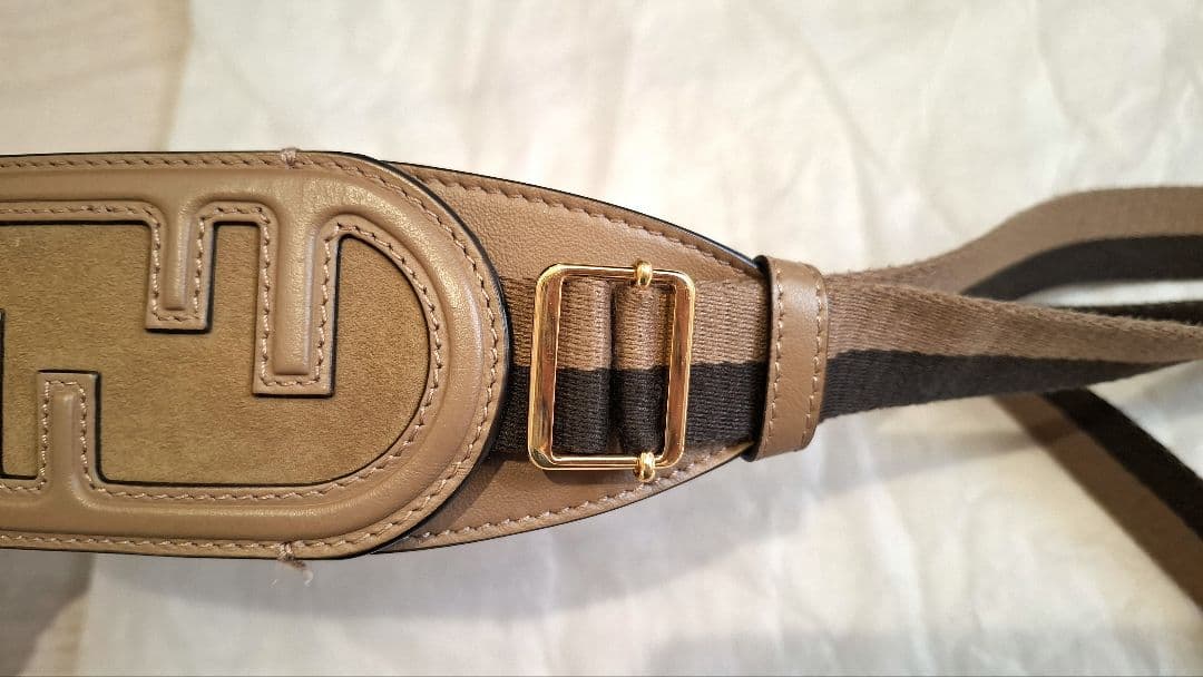 FENDI　ブラウンレザーショルダーストラップ