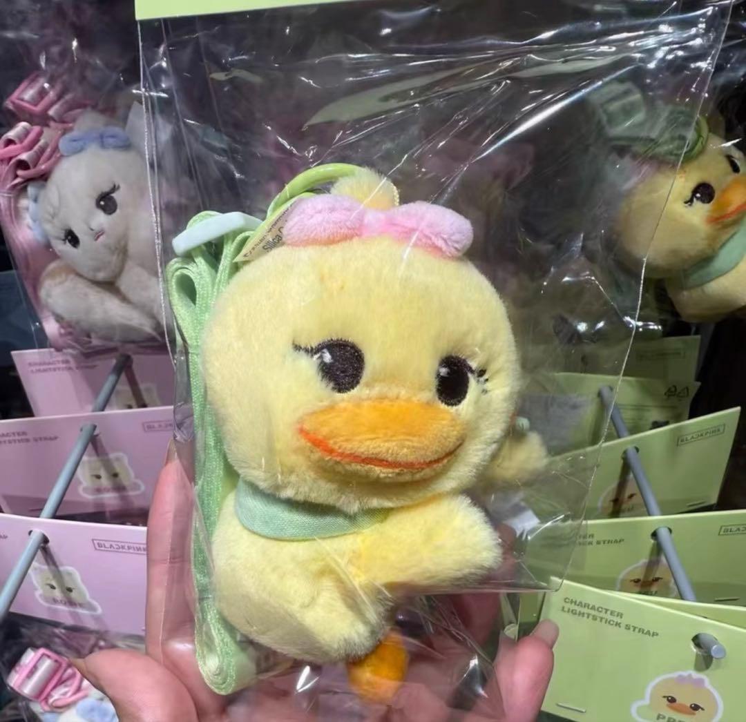 blackpink ポップアップ ペンライト　ストラップ　リサ