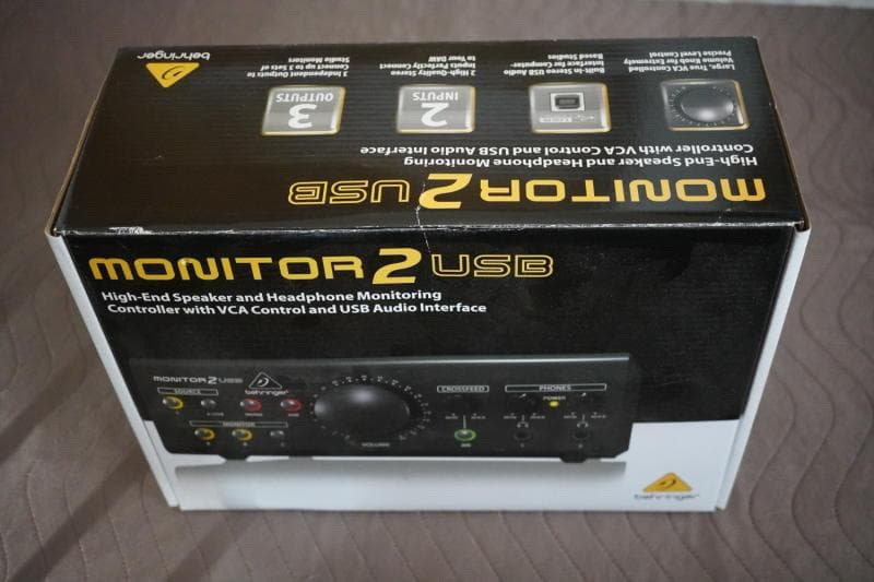 Behringer MONITOR2USB(XLR入出力)