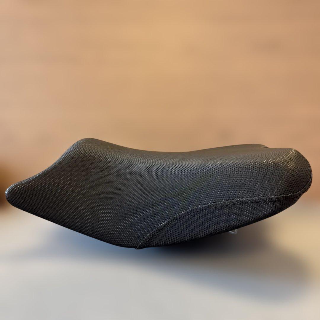 カワサキ　Ninja400 純正ハイシート