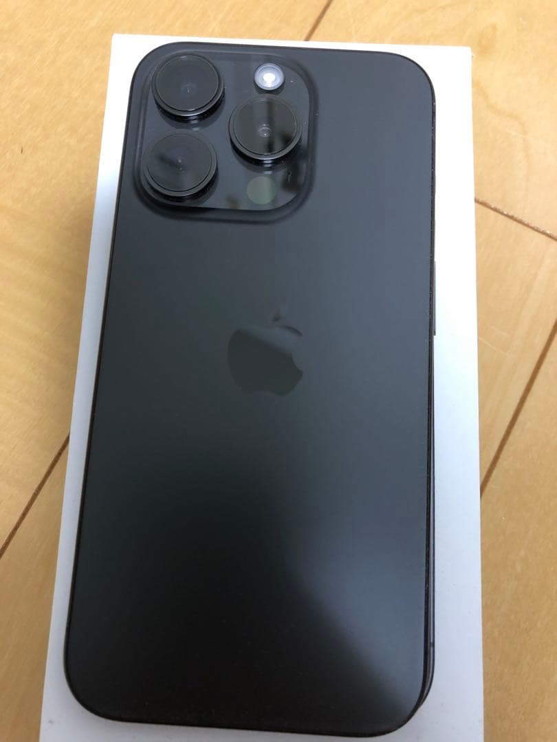 Apple iPhone 15 Pro 256GB SIMフリー