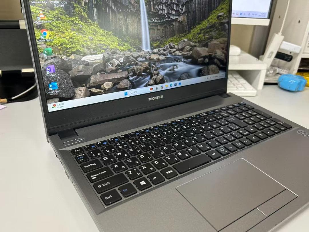 FRONTIER ノートPC 15.6型 i3第十世代 SSD1TB 極美品