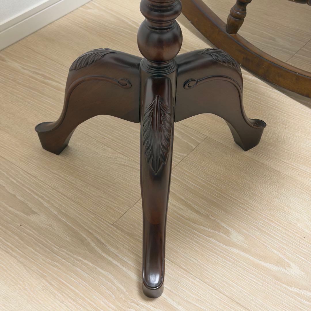 アンティーク調 木製ラウンドテーブル 彫刻脚