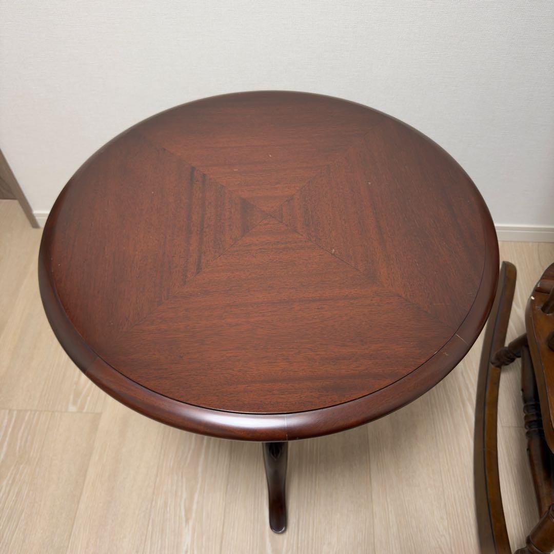 アンティーク調 木製ラウンドテーブル 彫刻脚