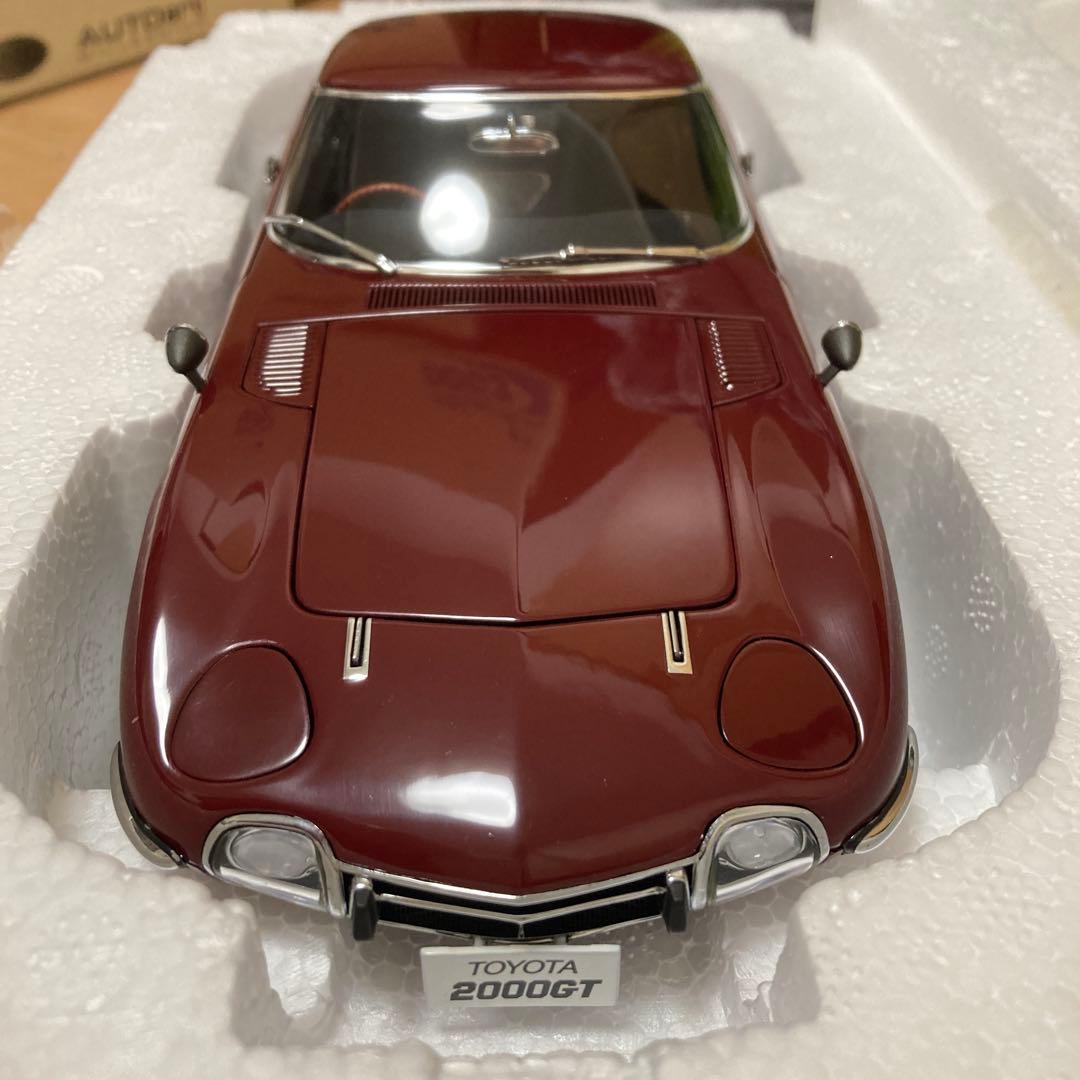 TOYOTA 2000GT バーガンディ 1/18 ミニカー