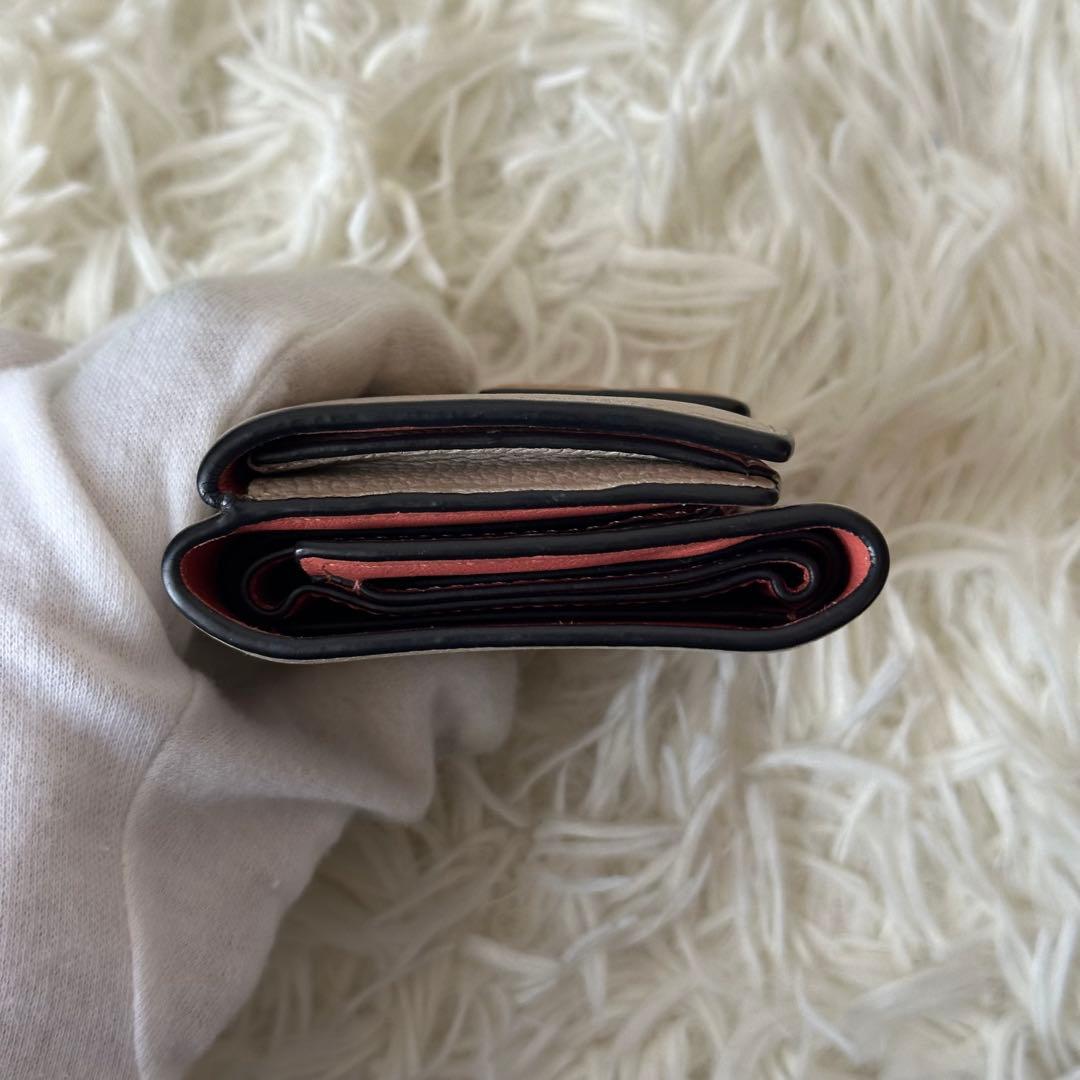 ロエベ アナグラム バーティカルウォレット 三つ折り財布 レザー ベージュ