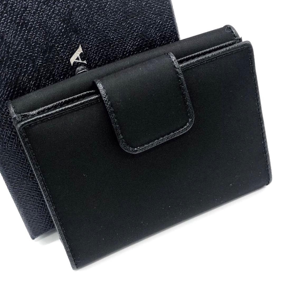 未使用✨プラダ 2つ折り財布 ナイロン　ブラック　1MH523