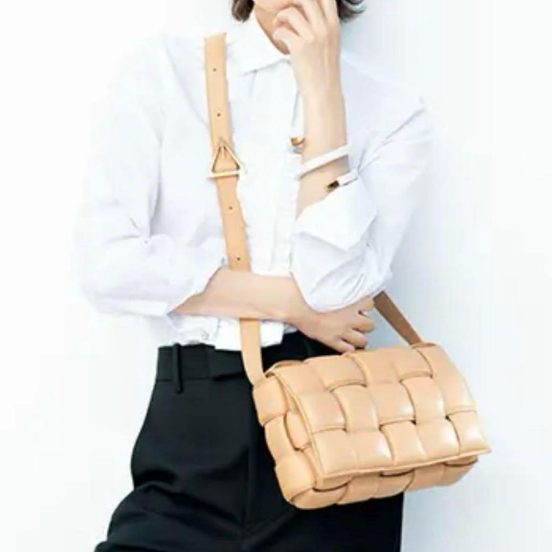 ooボッテガヴェネタ BOTTEGA VENETA パデットカセット