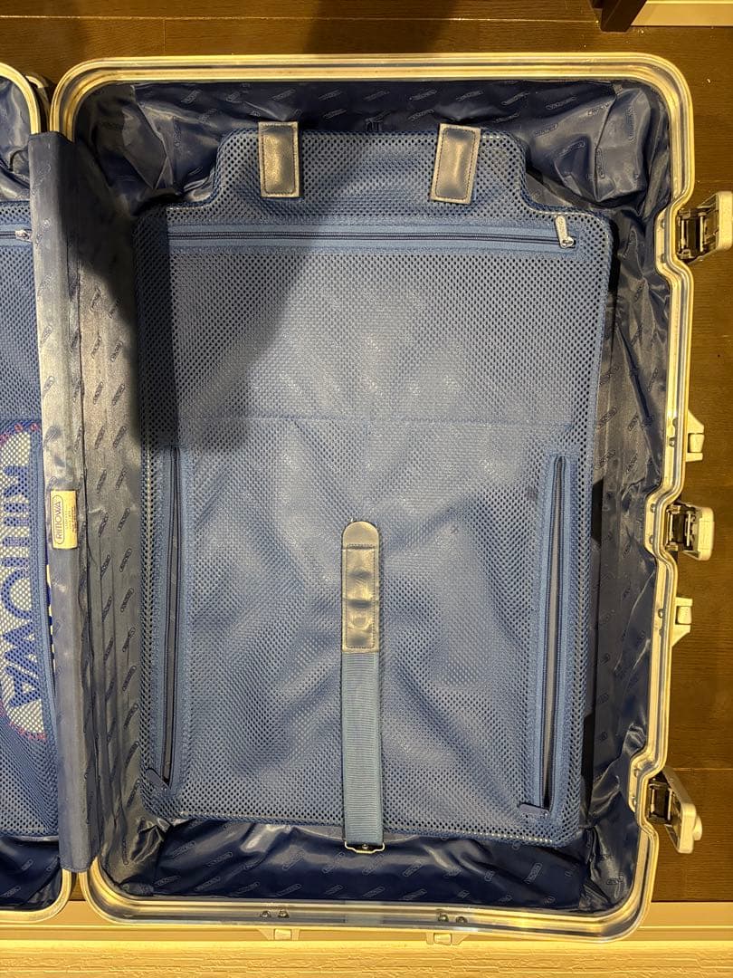 【稀少・廃番】 青ロゴ リモワ シルバー トパーズ 82L 4輪