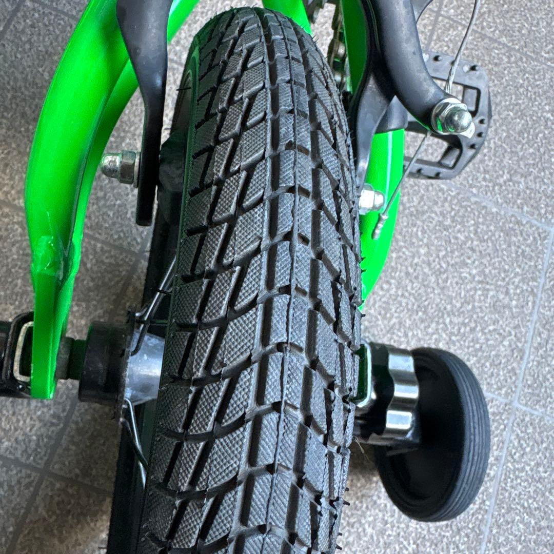 【12インチBMX】HAROBIKES SHREDDER キッズ自転車 補助輪付