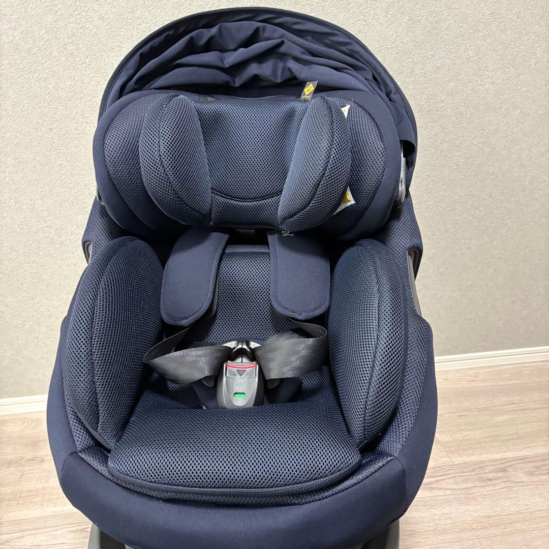 【極美品】　Combi THE S ZD コンビ　シートホルダー　ネイビー