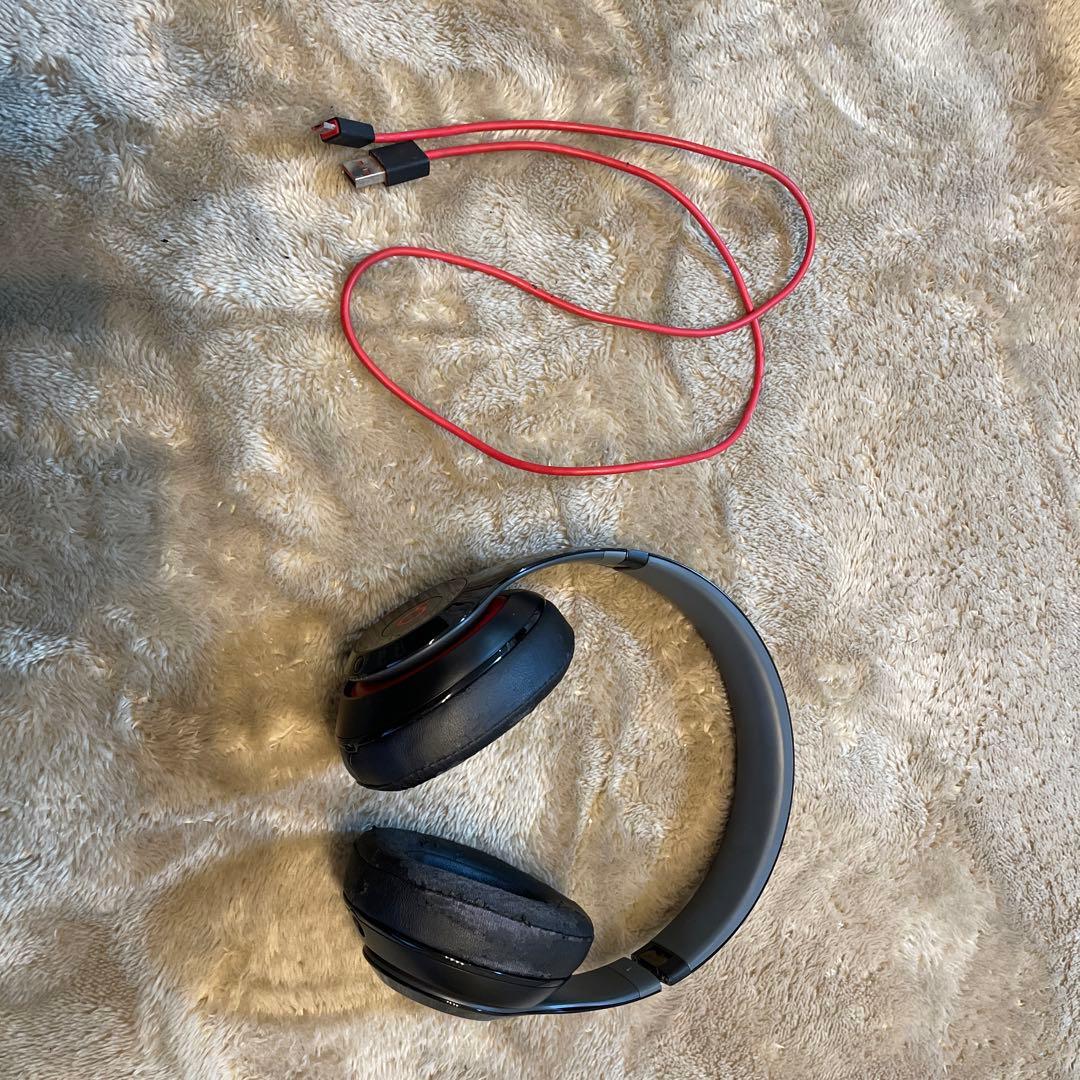 ヘッドホン beats