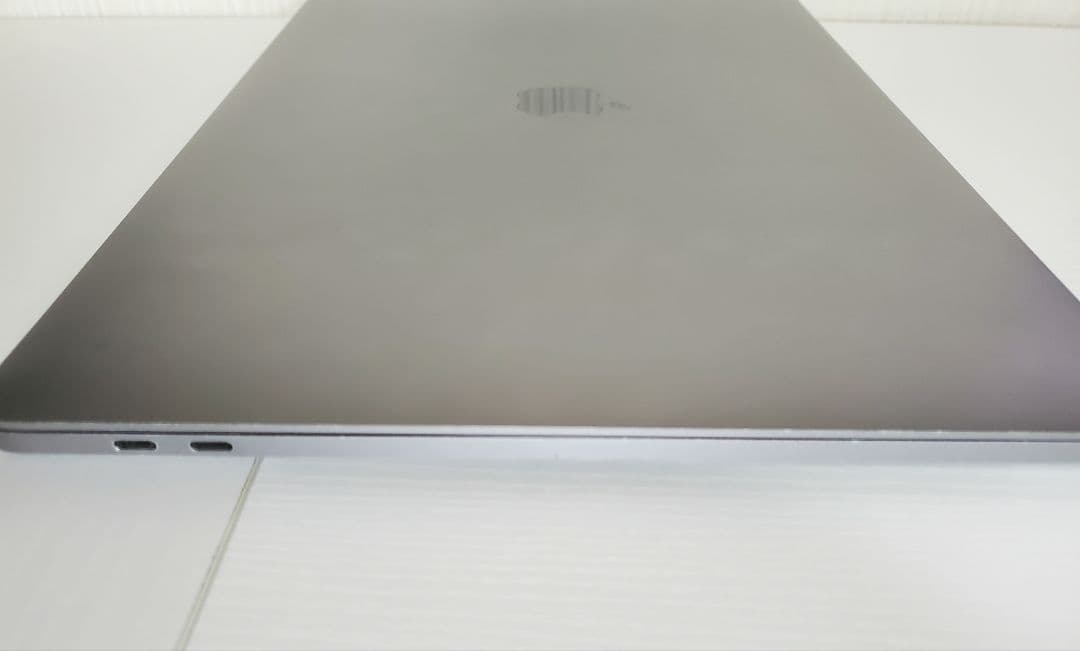 MacBook Pro15 2018年 16GB 512GB A1990