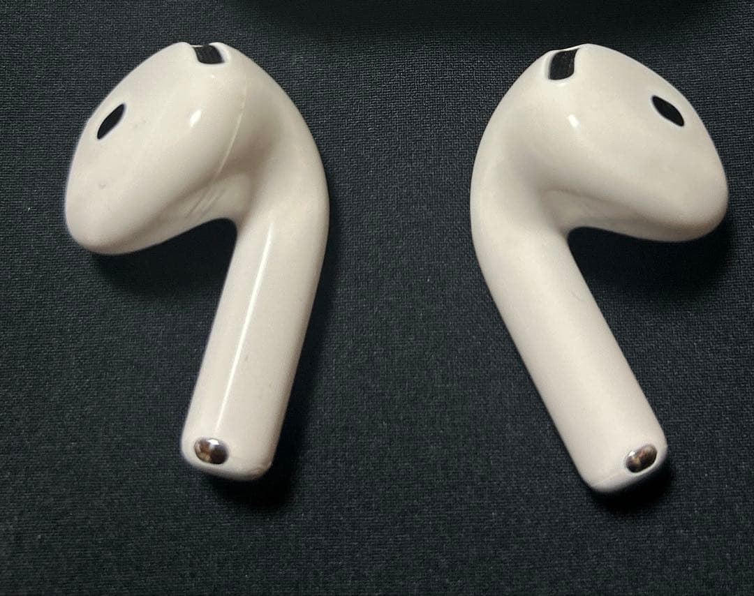 Apple AirPods 本体 ホワイト 充電ケース付き