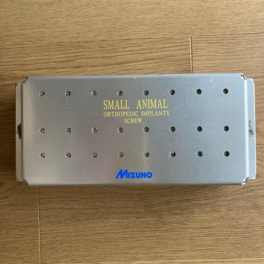 獣医専門　外科器具スクリューセット(総本数429本)