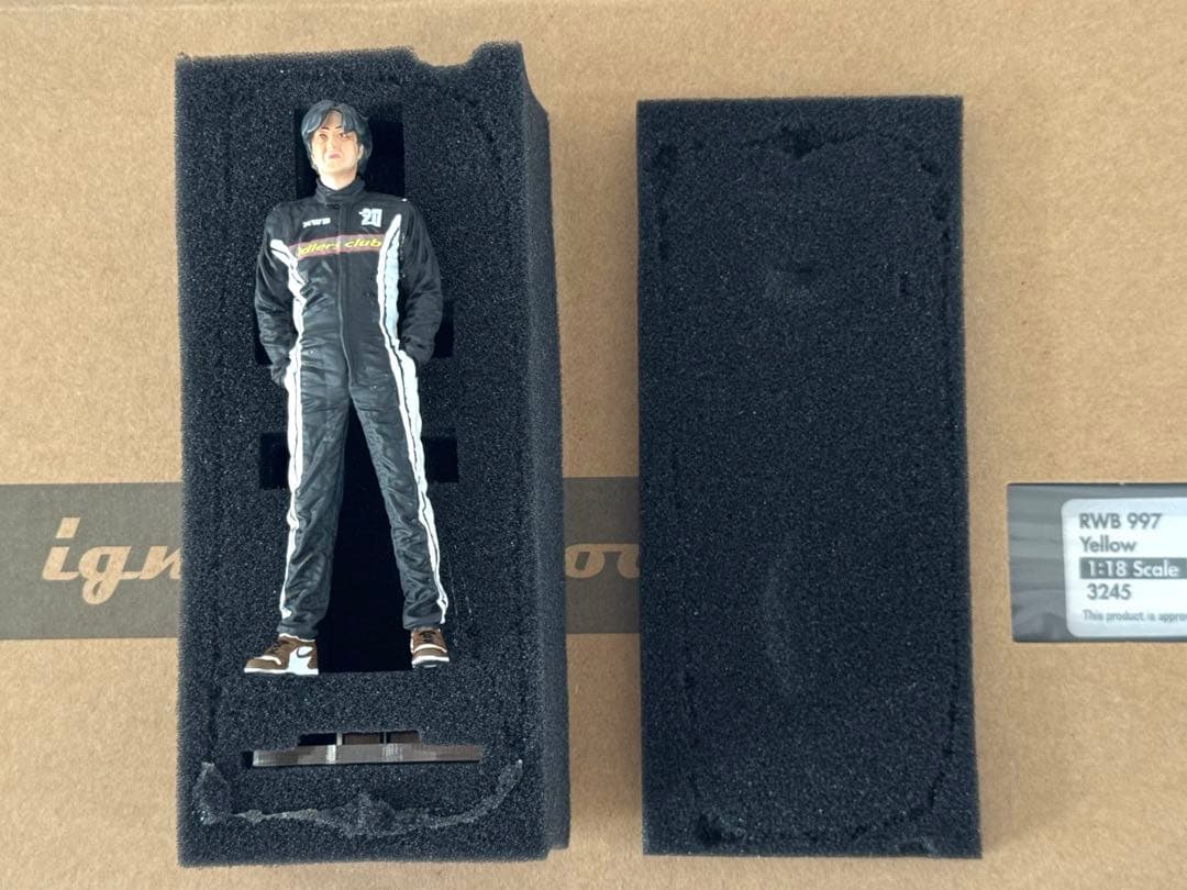 【限定50】1/18 RWB 997 Yellow With Mr. Nakai