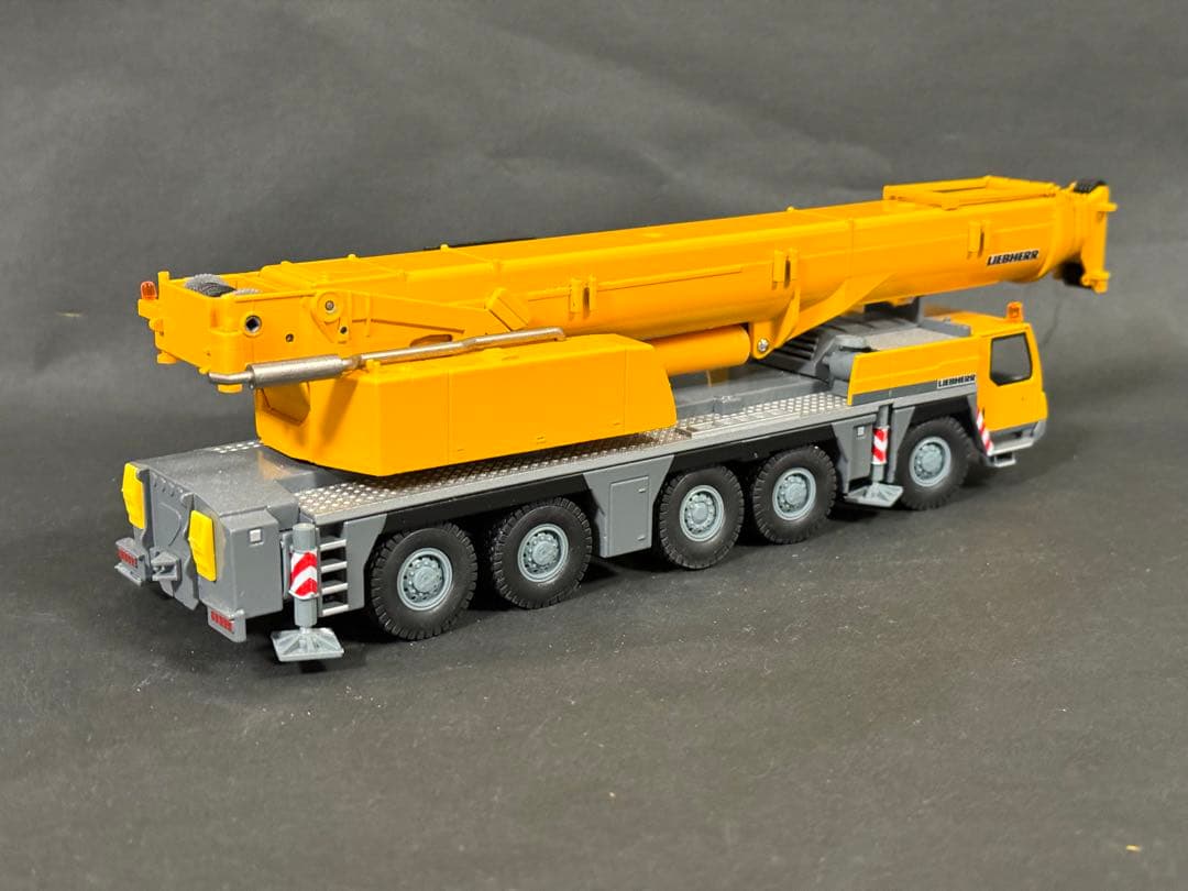 一品物レアコンラート リープヘルLTM1200-5.1 クレーン 模型 1/50