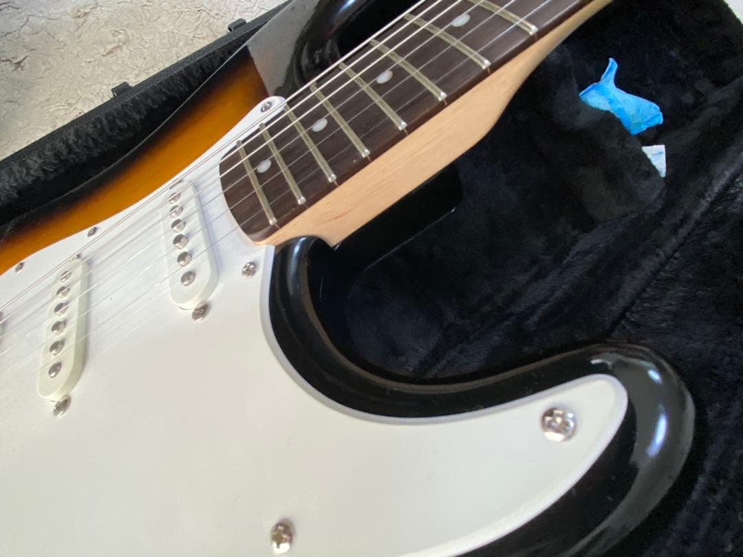 Squire ストラトキャスター Bullet ハードケース付き